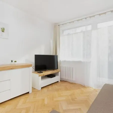 Bright Nevada With Balcony In By Renters Apartamento Gdańsk